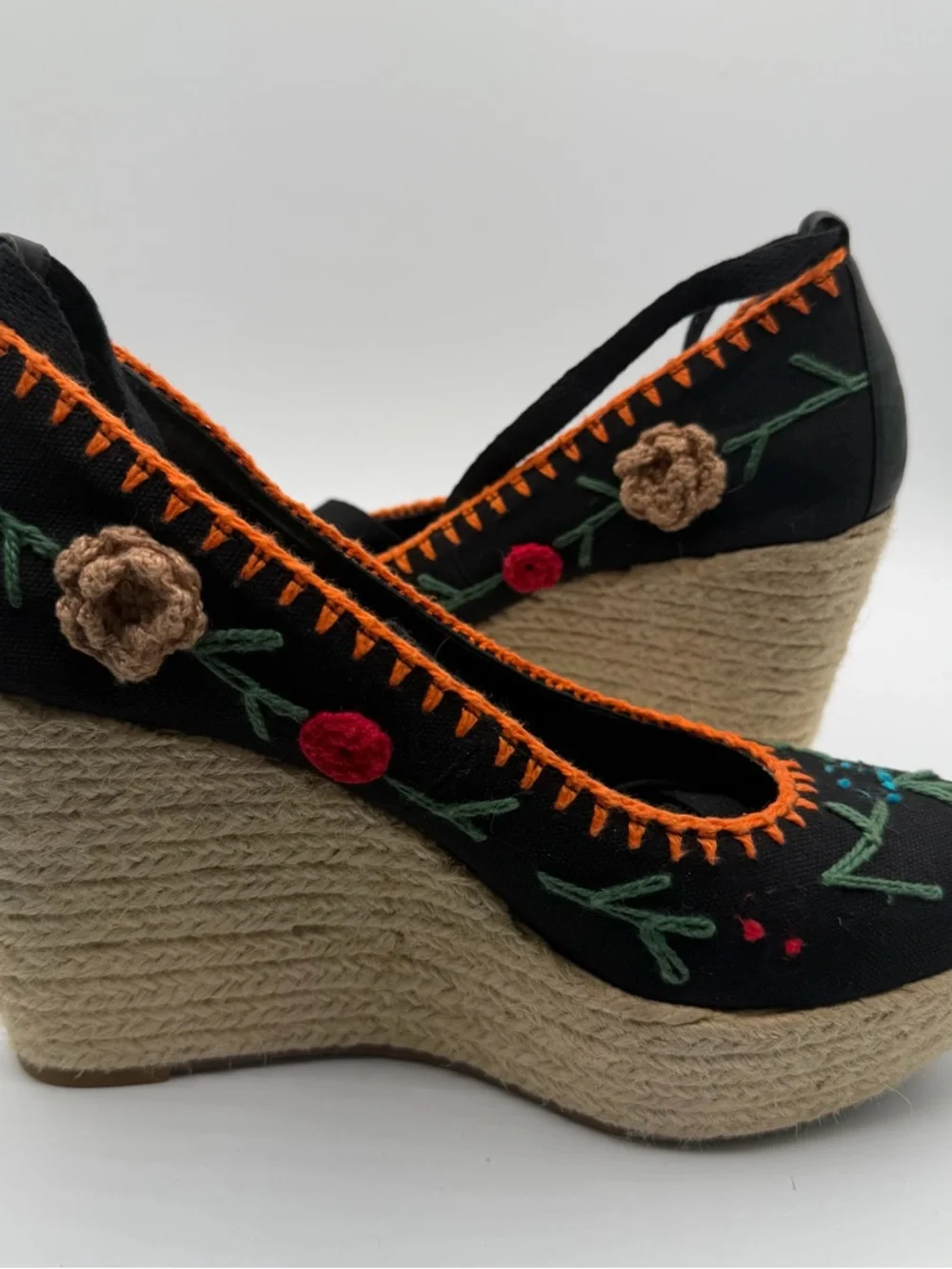 Vintage Y2K Juicy Couture Floral Embroidered Espadrille Wedges Womens 9